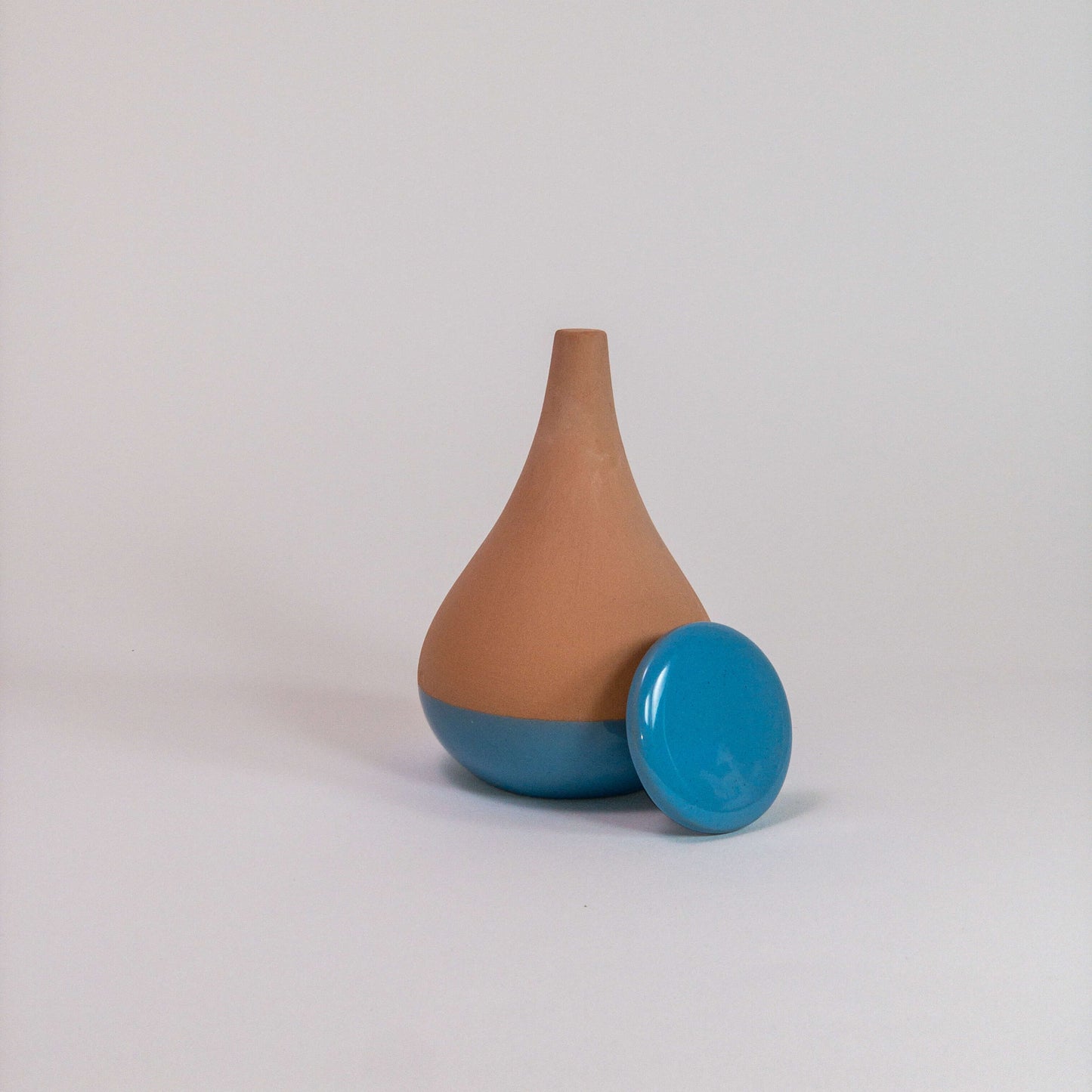 Oyas à planter taille S bleu de 300 ml