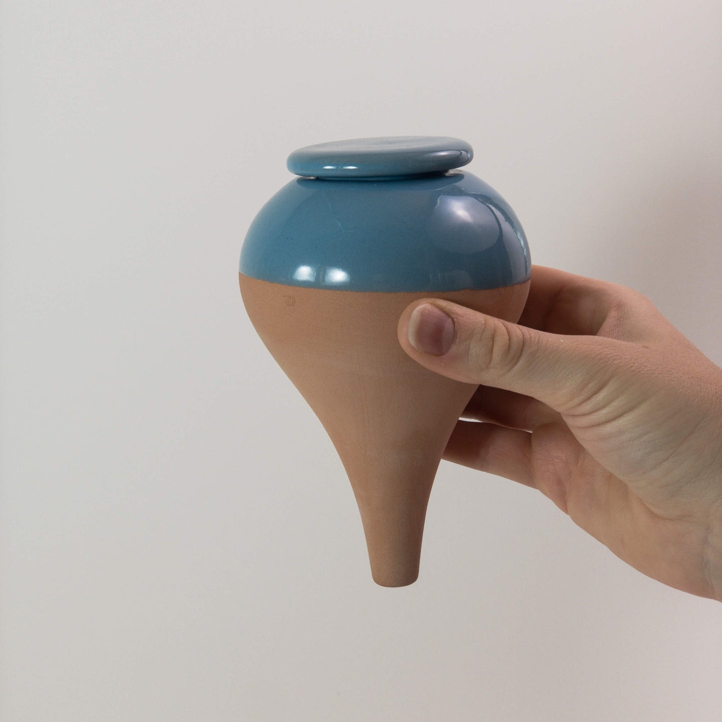 Oyas à planter taille S bleu de 300 ml